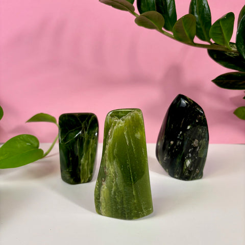 Tremolite Free Form