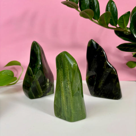 Tremolite Free Form
